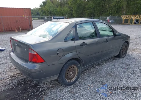 2005 Ford Focus Zx4 z USA, uszkodzony, nr VIN 1FAFP34N25W313316